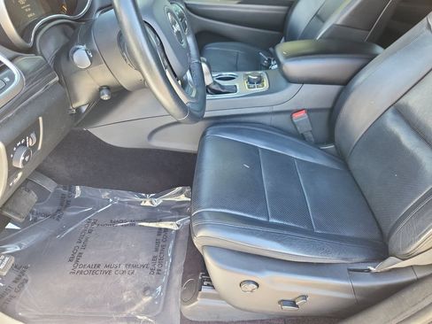 Used 2019 Jeep Grand Cherokee Limited w/ Luxury Group II AWD/4WD image 9