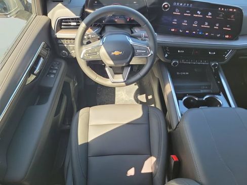 New 2026 Chevrolet Suburban LT w/ Comfort Package RWD image 17