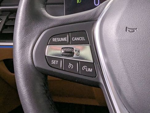 Certified 2023 BMW i4 eDrive40 w/ Premium Package RWD image 34