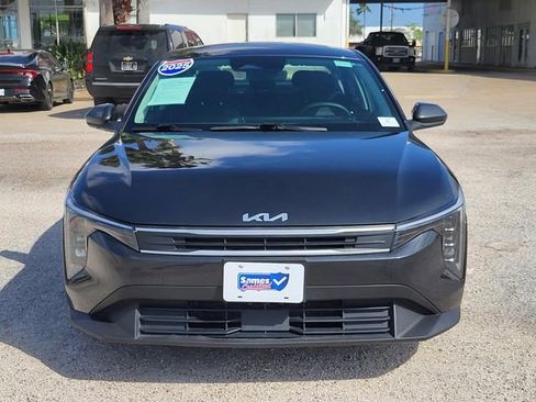 Used 2025 Kia K4 FWD image 22