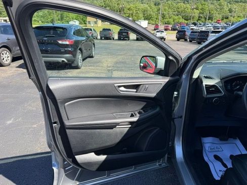 Used 2022 Ford Edge SEL w/ Convenience Package AWD/4WD image 10
