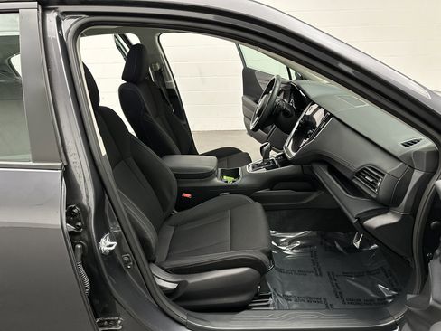Used 2025 Subaru Legacy Premium AWD/4WD image 19
