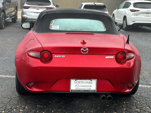 Used 2016 MAZDA MX-5 Miata Grand Touring image 7
