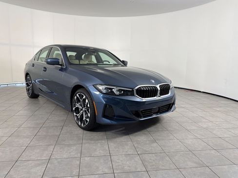 New 2026 BMW 330i Sedan w/ Premium Package RWD image 7