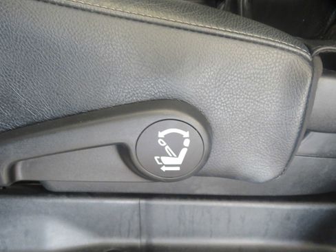 Used 2018 Toyota Sequoia TRD Sport AWD/4WD image 21