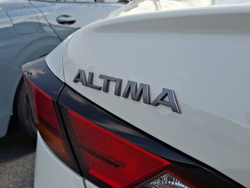 New 2026 Nissan Altima 2.5 SV w/ SV Premium Package FWD image 5