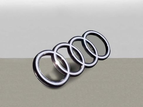 Used 2025 Audi Q5 Premium AWD/4WD image 3
