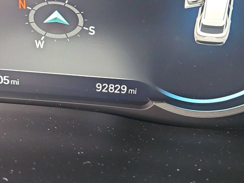 Used 2022 Genesis GV70 2.5T w/ Sport Prestige Package AWD/4WD image 24