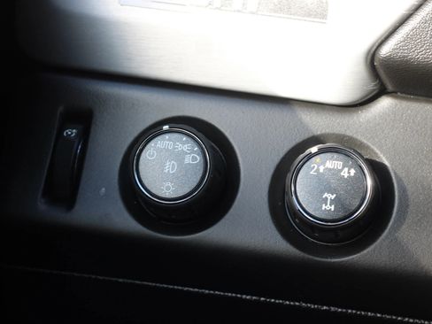 Used 2020 GMC Yukon XL SLT image 20