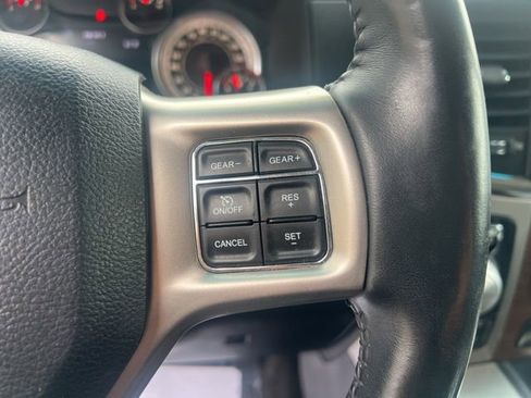 Used 2017 RAM 1500 Laramie w/ Convenience Group image 26