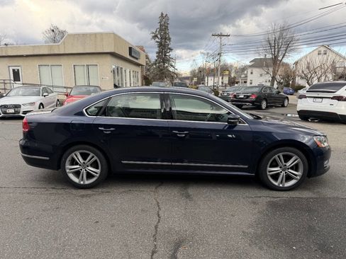 Used 2015 Volkswagen Passat TDI SEL Premium image 9