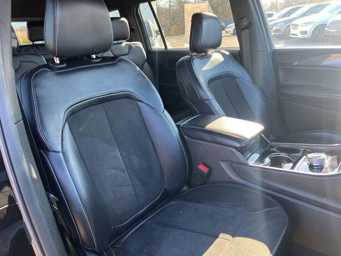 Used 2022 Jeep Grand Cherokee L Altitude image 23