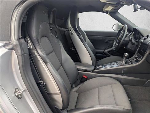 Used 2022 Porsche 718 Boxster image 16