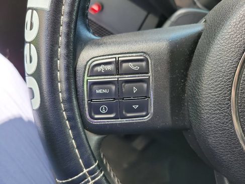 Used 2013 Jeep Wrangler Sport w/ Connectivity Group AWD/4WD image 14