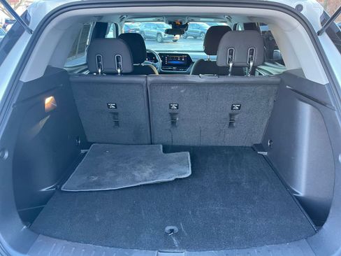 Used 2025 Chevrolet TrailBlazer LT image 24