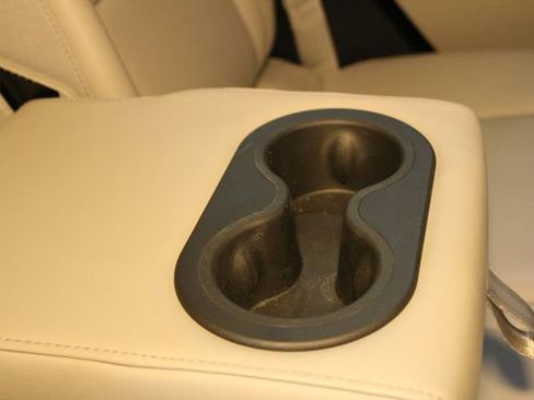 Used 2021 Cadillac XT4 Premium Luxury w/ Sun And Sound Package image 15