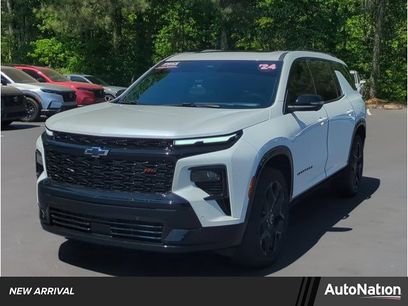 Used 2024 Chevrolet Traverse RS