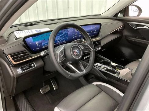 Certified 2025 Buick Envision Sport Touring image 16