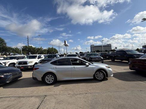 Certified 2026 Toyota Camry LE FWD image 4