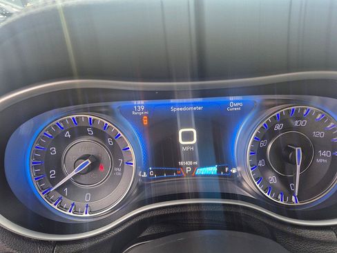 Used 2015 Chrysler 300 Limited w/ Driver Convenience Group AWD/4WD image 12