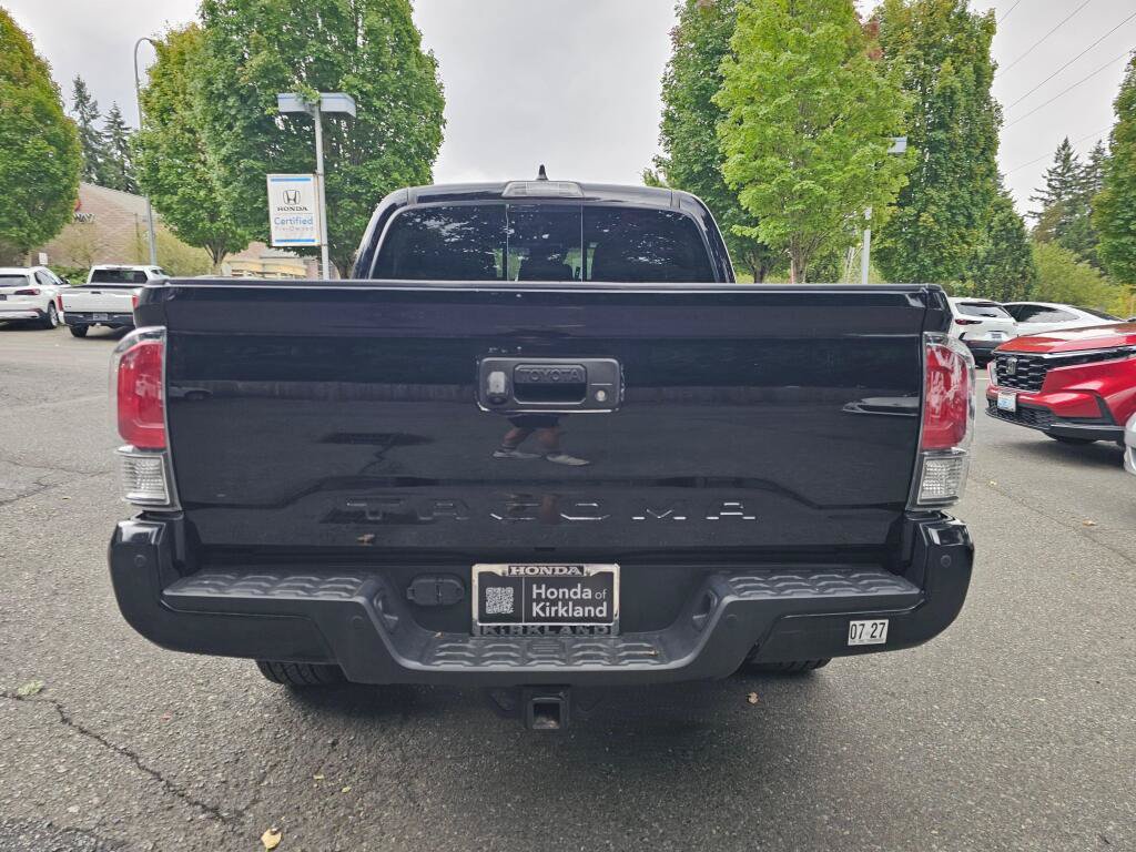 Used 2021 Toyota Tacoma Limited RWD image 6