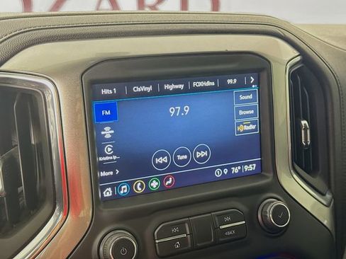 Used 2021 Chevrolet Silverado 1500 LT Trail Boss w/ Convenience Package II image 18