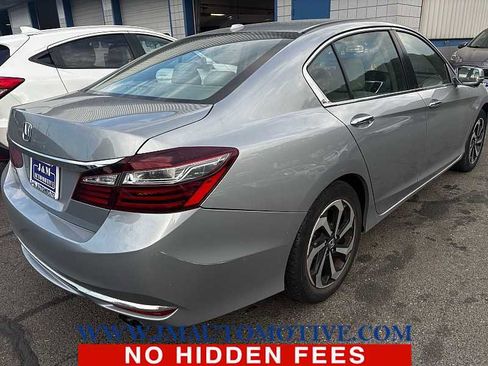 Used 2017 Honda Accord EX image 3