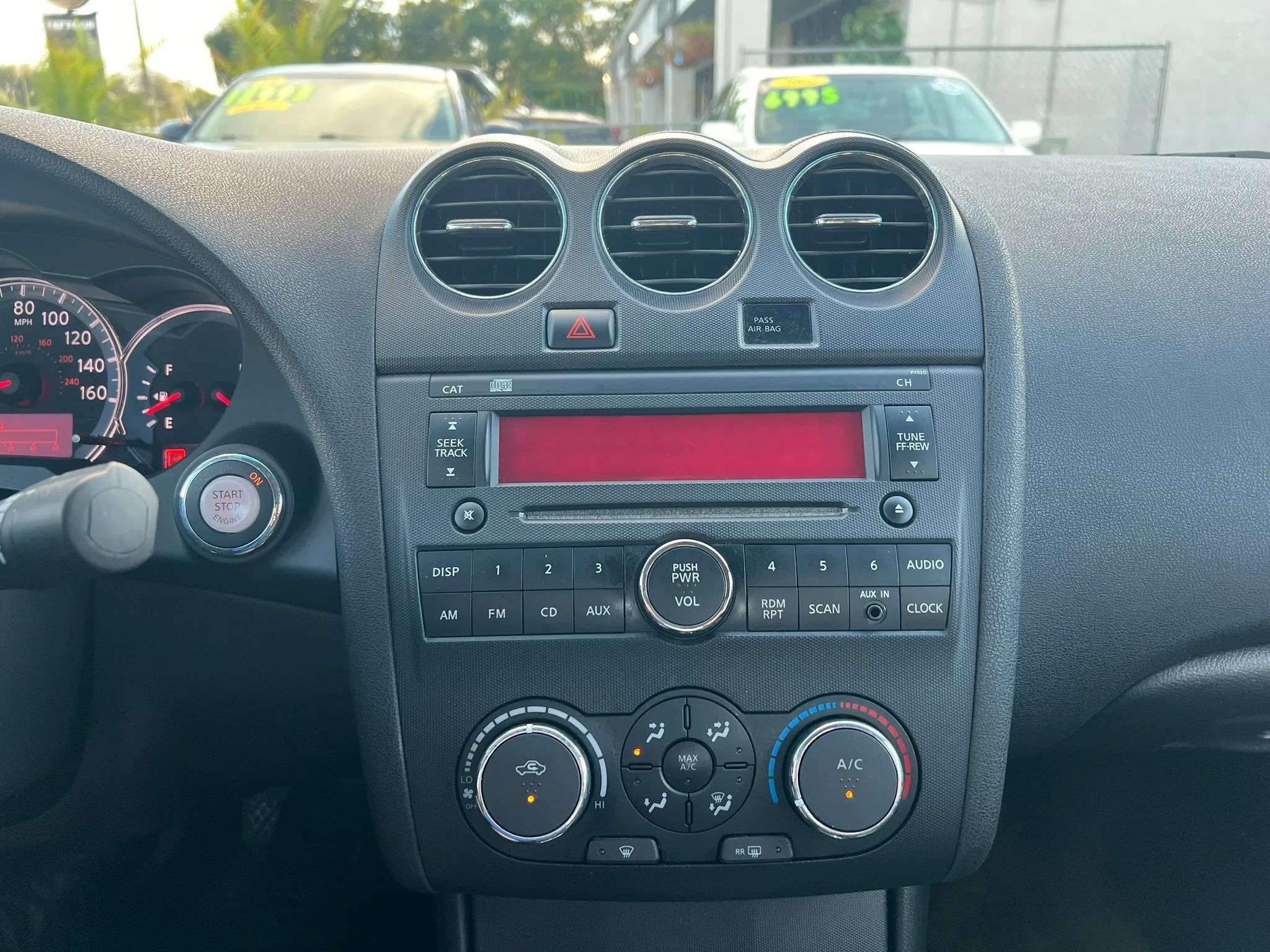 Used 2012 Nissan Altima 2.5 S FWD image 9