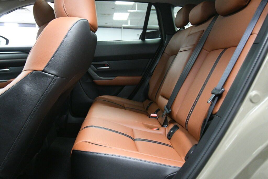 Used 2023 MAZDA CX-50 Meridian Edition AWD/4WD image 21