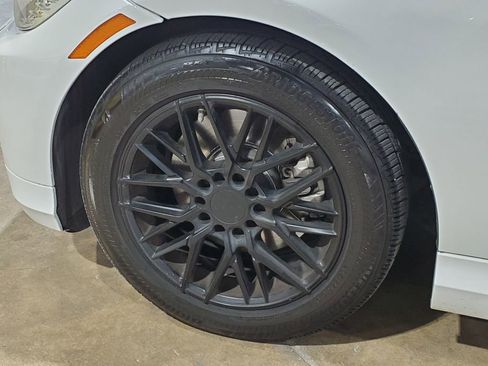 Used 2010 BMW 328i xDrive Sedan image 37