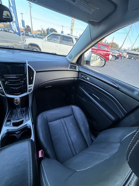 Used 2014 Cadillac SRX Luxury AWD/4WD image 19