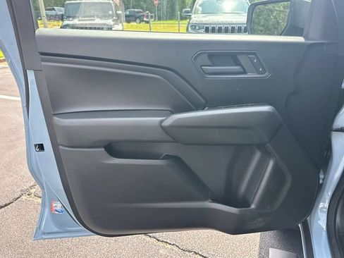 Used 2026 Chevrolet Colorado W/T w/ WT Custom Package RWD image 22