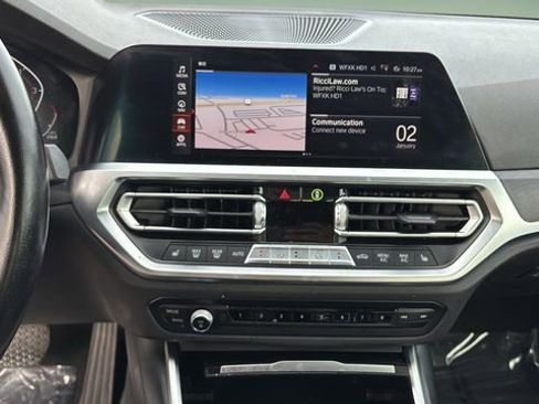 Used 2021 BMW 330i xDrive Sedan w/ Convenience Package image 10