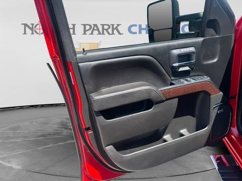 Used 2018 GMC Sierra 1500 SLT w/ Texas SLT Premium Package RWD image 10