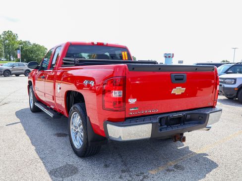 Used 2011 Chevrolet Silverado 1500 LT AWD/4WD image 3