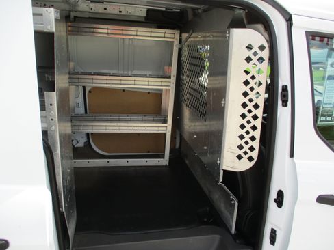 Used 2022 Ford Transit Connect XL image 18