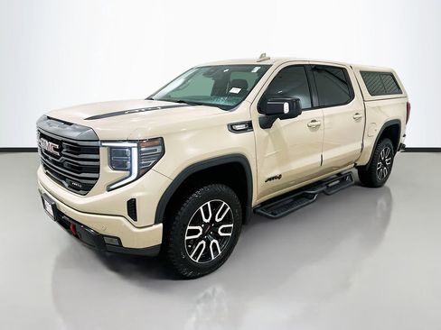 Used 2023 GMC Sierra 1500 AT4 AWD/4WD image 3