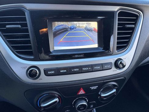 Used 2020 Hyundai Accent SE image 10