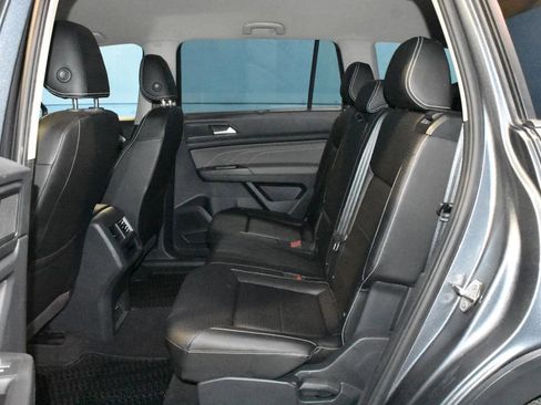 Used 2023 Volkswagen Atlas SE image 20