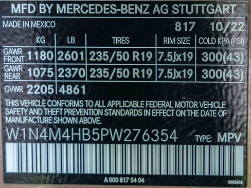Used 2023 Mercedes-Benz GLB 250 4MATIC image 33