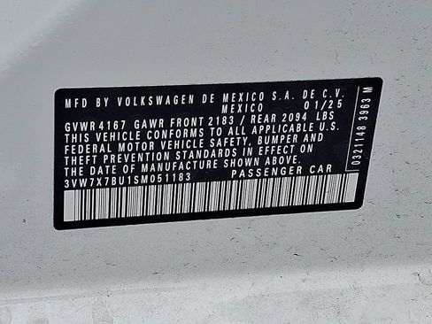 Used 2025 Volkswagen Jetta SE FWD image 30