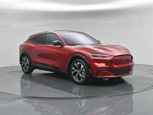 Certified 2022 Ford Mustang Mach-E Premium RWD image 58
