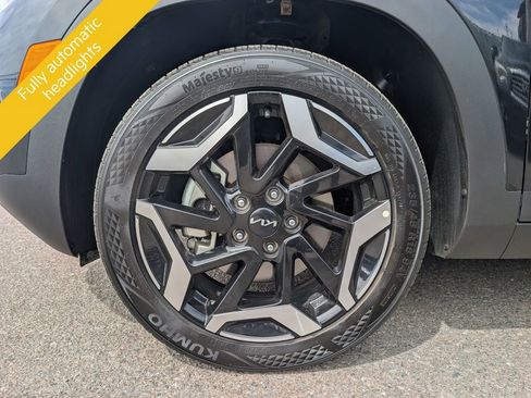 Certified 2025 Kia Seltos SX w/ SX Sunroof Package image 13