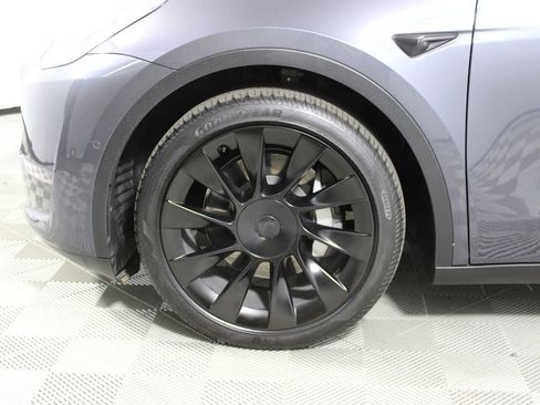 Used 2021 Tesla Model Y Long Range image 4