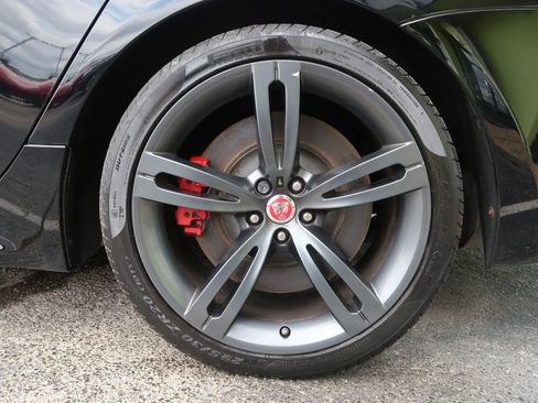 Used 2014 Jaguar XJ R LWB RWD image 57
