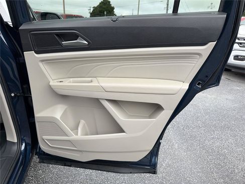 Used 2022 Volkswagen Atlas SE AWD/4WD image 16