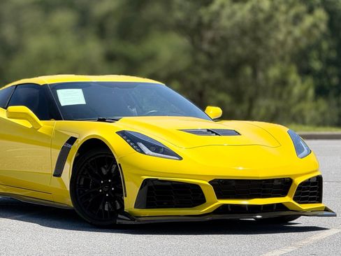 Used 2017 Chevrolet Corvette Z06 RWD image 39
