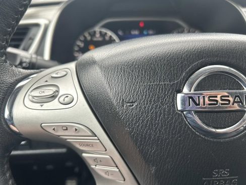 Used 2018 Nissan Murano SL w/ Moonroof Package image 24