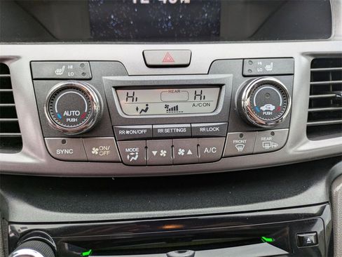 Used 2014 Honda Odyssey EX-L image 21