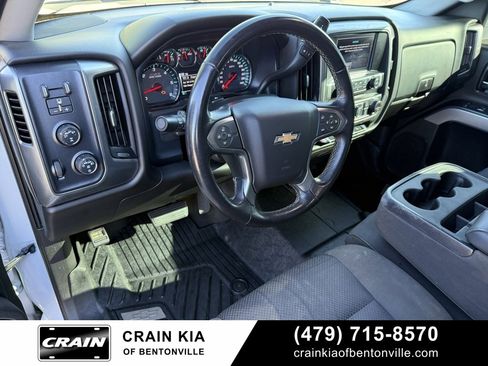 Used 2018 Chevrolet Silverado 1500 LT w/ All Star Edition image 10